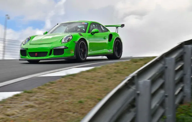 Porsche 911 GT3 RS 991 fahren auf dem Nürburgring (10 Rdn.) - 7