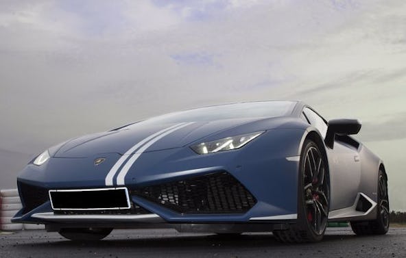 Lamborghini Huracan Avio fahren in Pavia (3 Runden)
