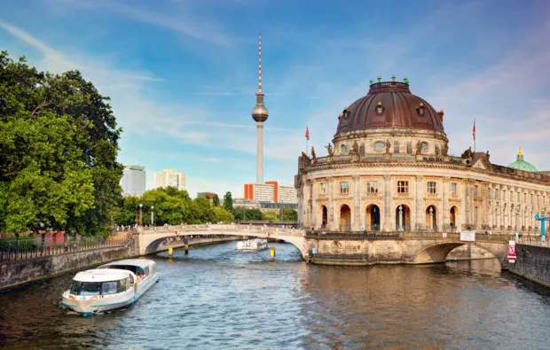Frühstück & Spree-Rundfahrt Berlin für 2 - 6