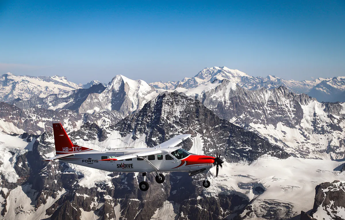 Flugzeug Fallschirmsprung Interlaken-Reichenbach - 5