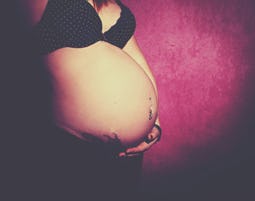 Babybauch Fotoshooting Niederwinkling