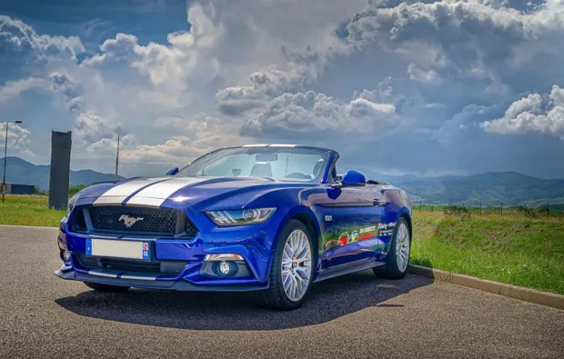 Supersportwagen auf der Rennstrecke Biltzheim - 5