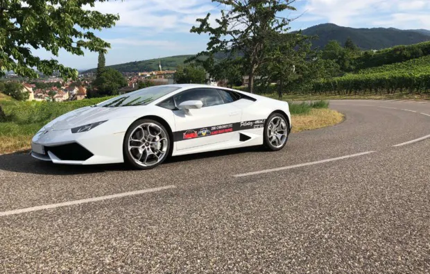 Supersportwagen auf der Rennstrecke Biltzheim - 6