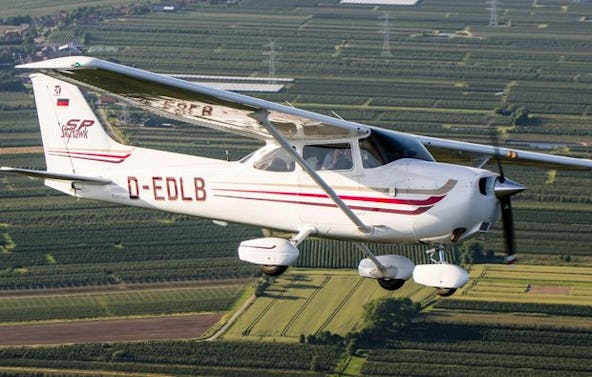 Flugzeug-Rundflug mit Frühstück Hamburg