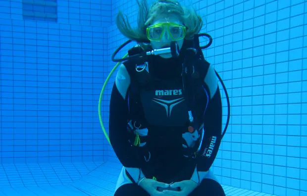 Tauchschnupperkurs im Pool München - 1