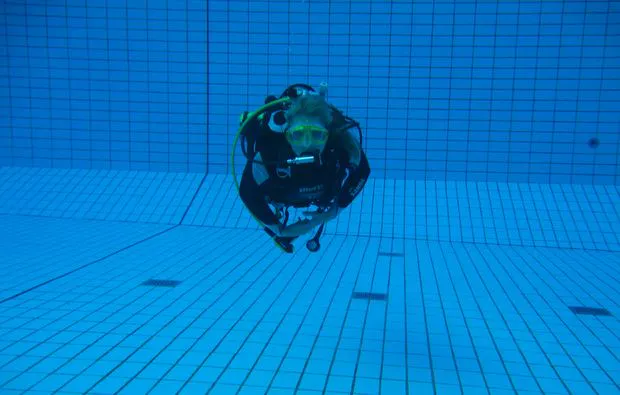 Tauchschnupperkurs im Pool München - 5