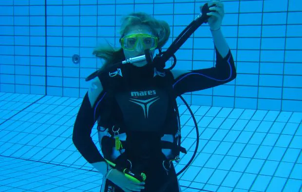 Tauchschnupperkurs im Pool München - 6