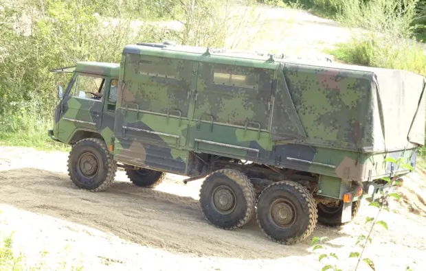 Volvo Lappländer 6x6 offroad fahren Großmehring - 6