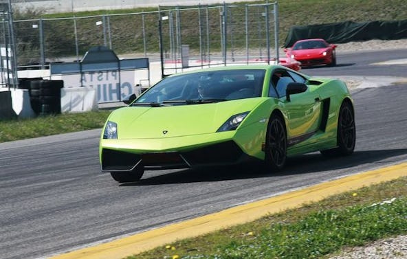 Lamborghini Gallardo LP 570 fahren in Turin (1 Runde)