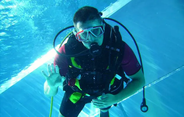 Tauchschnupperkurs im Pool (1 zu 1) Coburg - 7