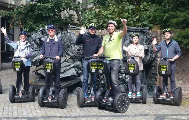 Segway Tour in Düsseldorf  (2 Std.) - 6