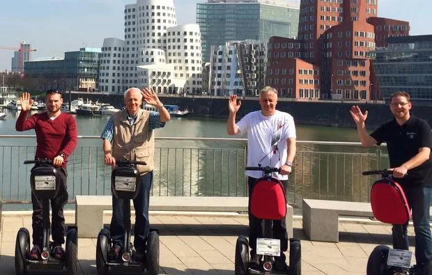 Segway Tour in Düsseldorf  (2 Std.) - 8