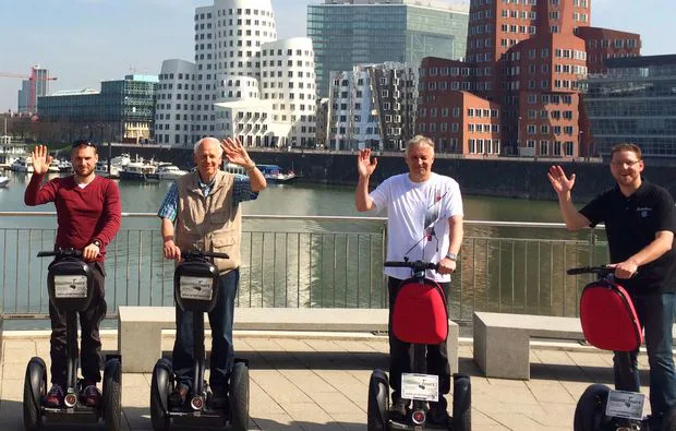 Segway Tour in Düsseldorf (2 Std.) - 8
