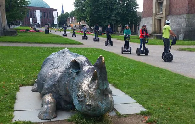 Segway Tour in Düsseldorf  (2 Std.) - 9