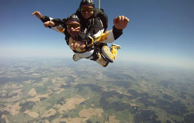 Fallschirm-Tandemsprung Klatovy - 6