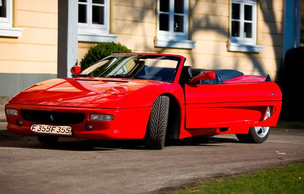 Ferrari F355 Spider selber fahren Lübeck (50 min) - 7