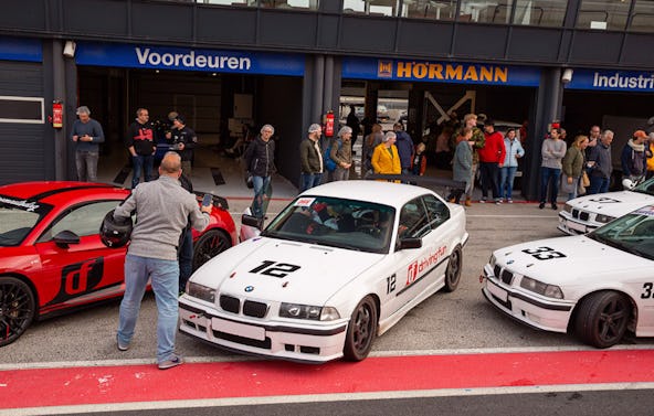 Rennstreckentraining E36 325i Le Mans (20 min)