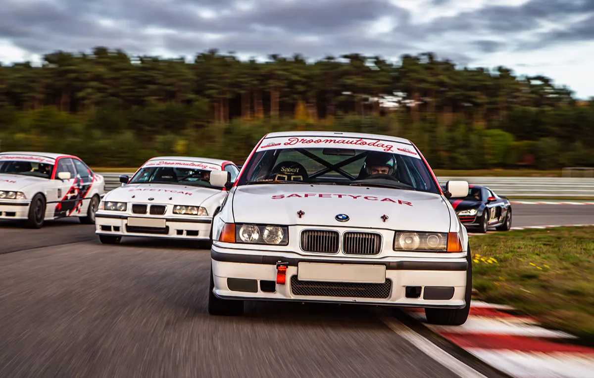 Renntaxi BMW E36 325i 3 Runden Assen - 5