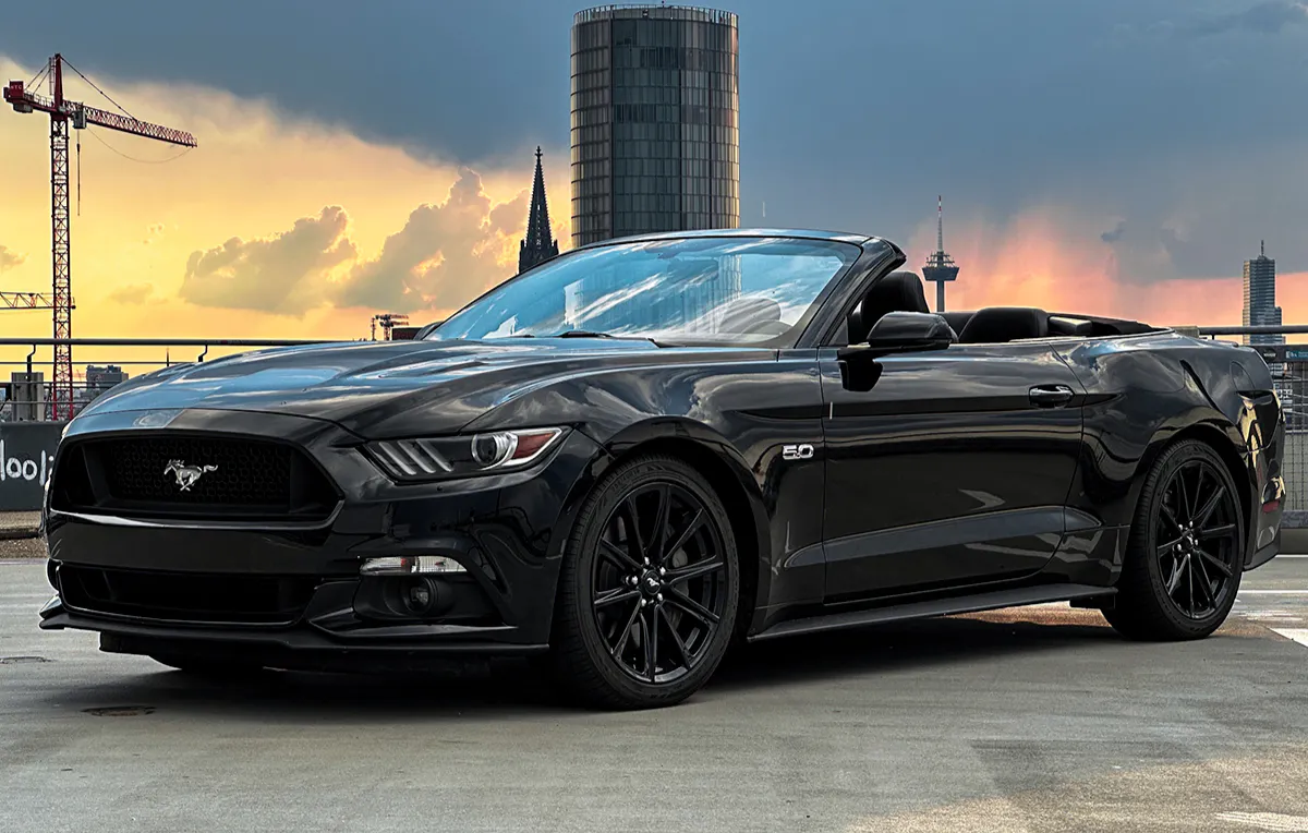 Ford Mustang GT fahren Köln (4 Std.) - 2