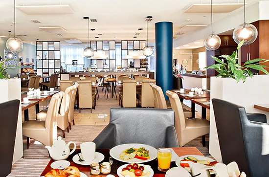 Dresden Kurzurlaub mit Weinprobe für 2 - 8