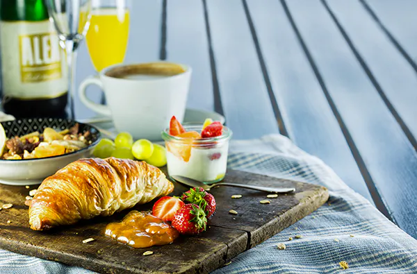 Frühstück & Dungeon Berlin für 2 - 6