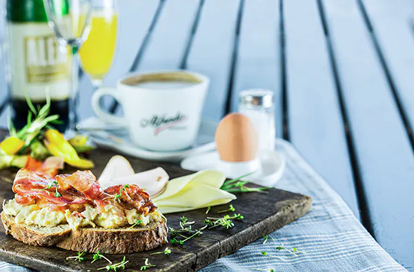 Frühstück Regensburg und Walhalla Schiffsrundfahrt für 2 - 5