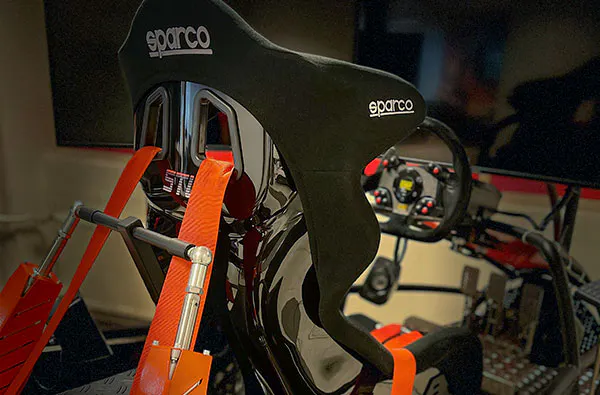 Full Motion Rennsimulator Hannover (2 Std.) - 5