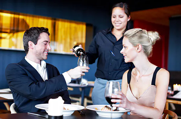 Candle Light Dinner & Fackel-Stadtführung München für 2 - 5