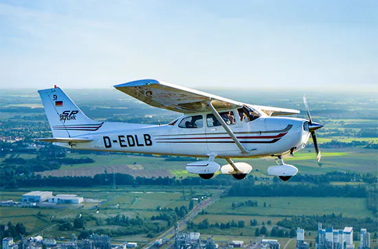 Cessna Rundflug & Candle Light Dinner Hamburg für 2 - 5