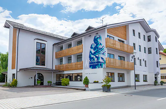 Übernachtung in der Spa-Suite & Dinner bei Passau für 2 - 10