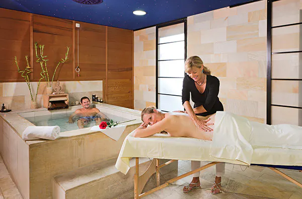 Wellnessreise Bad Krozingen mit Vita Classica Therme für 2 - 6
