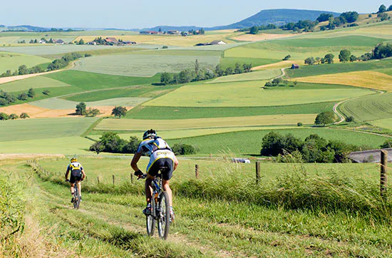 Nacht im Weinfass & E-Bike Tour bei Schaffhausen für 2 - 5