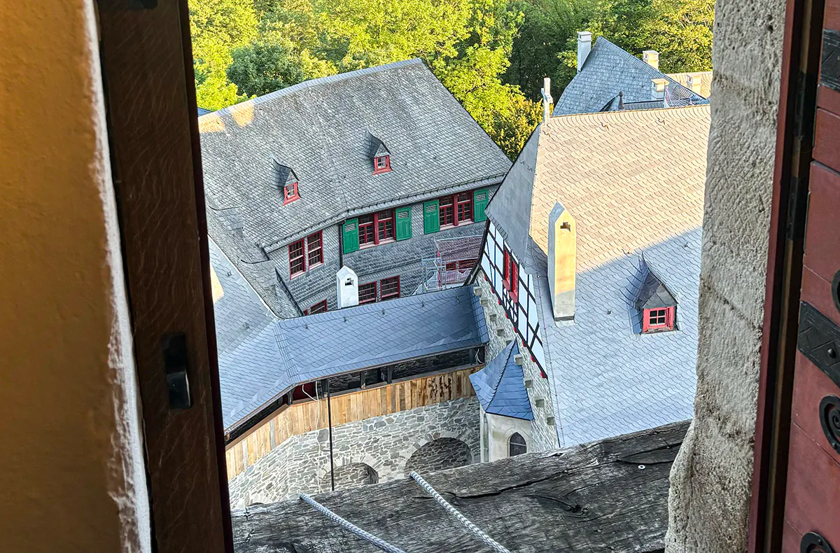 Abseilen vom Schloss Burg Solingen - 5