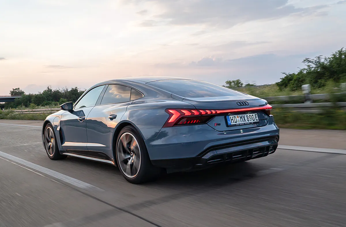 Audi RS e-tron GT fahren (1 Std.) - 5