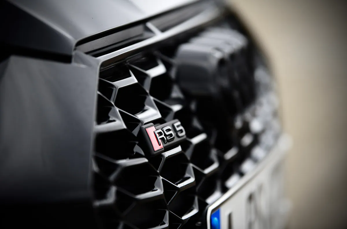 Audi RS5 fahren Neusäß - 5