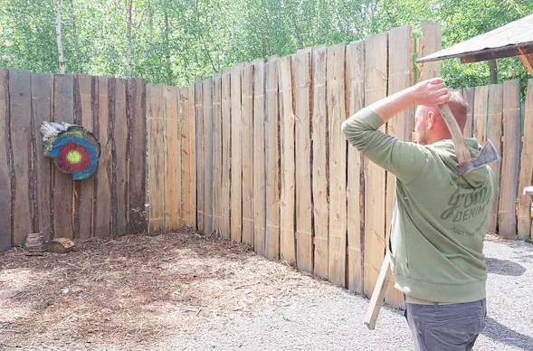 Axtwerfen Großpösna