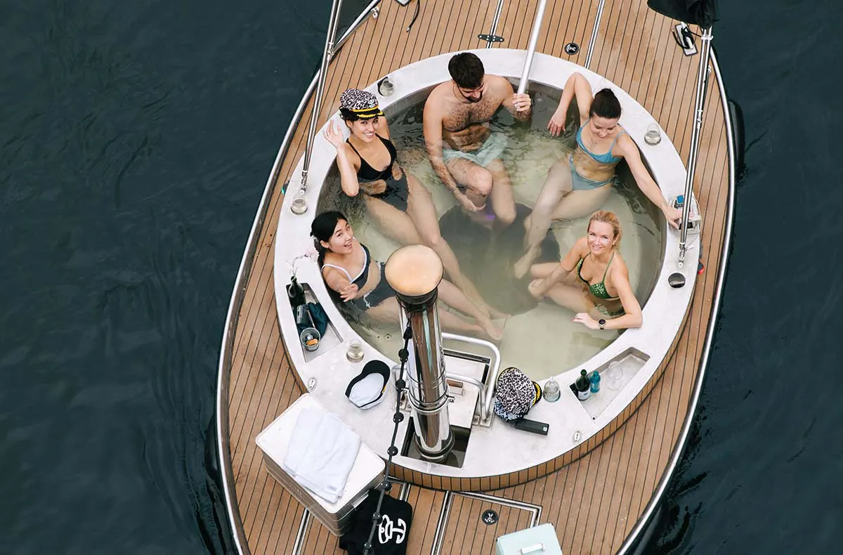 Floating Hot Tub für 4 Berlin - 3