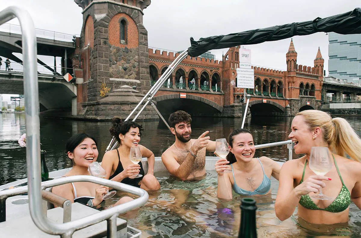 Floating Hot Tub für 4 Berlin - 4