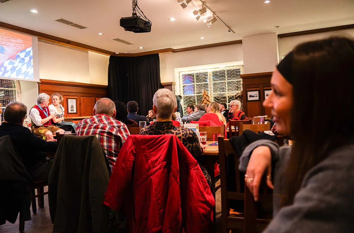 Bayerisches Comedy Dinner München - 8