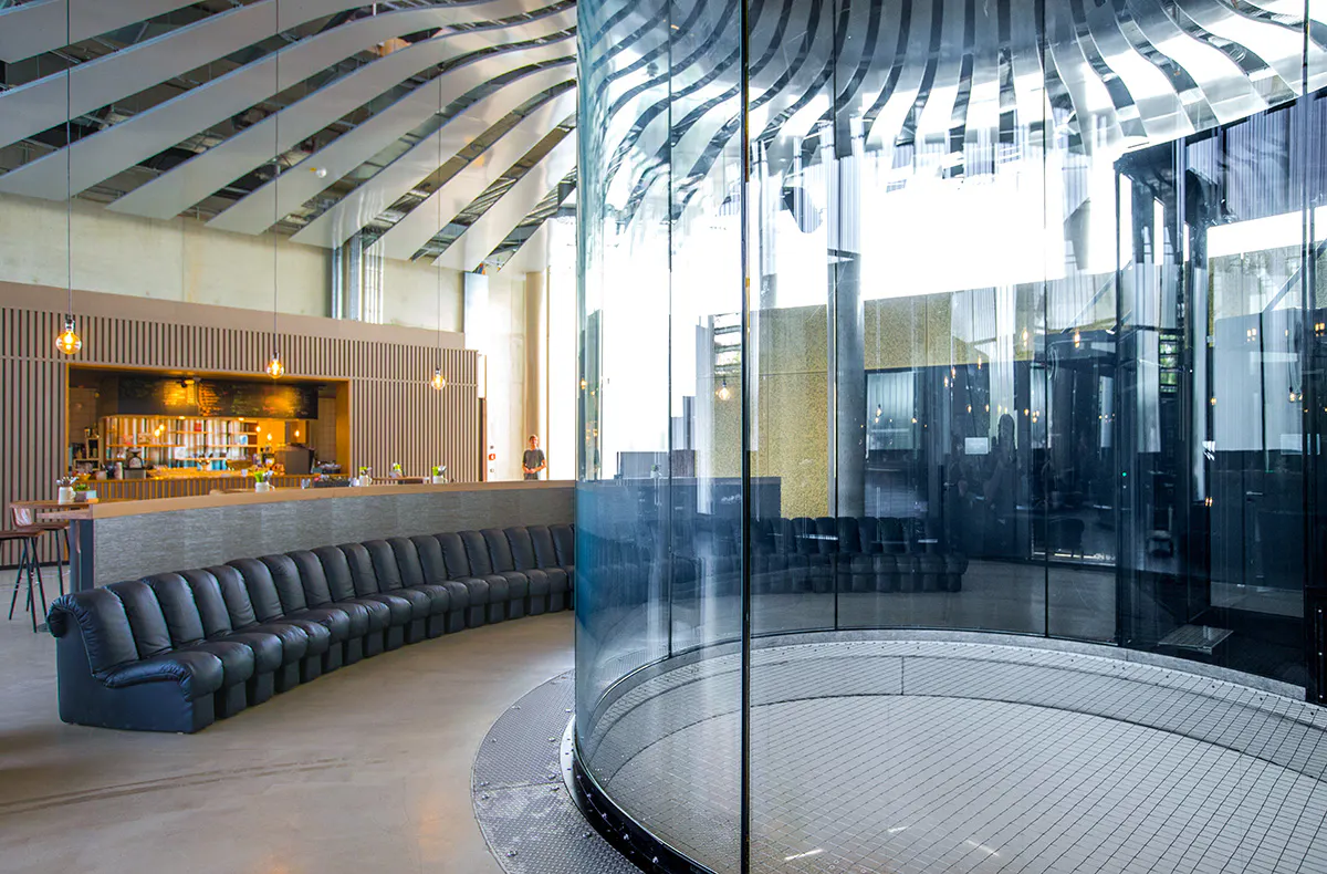 Bodyflying (4 Min.) - Arena München - 7