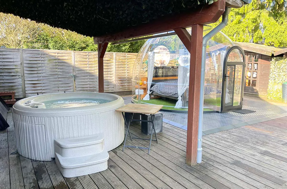 Bubble Hotel mit Apartment und Whirlpool Raum Gerolstein für 2 (1 Nacht)