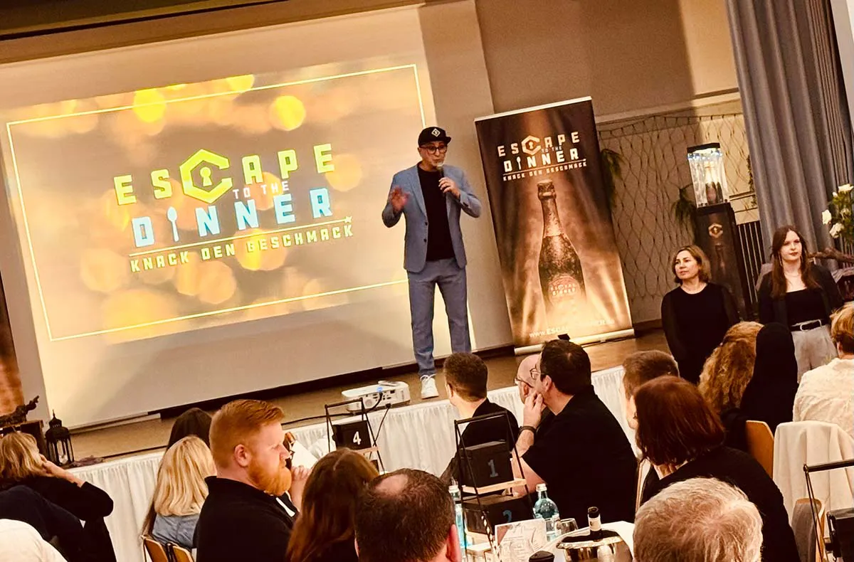 Escape to the Dinner - 6