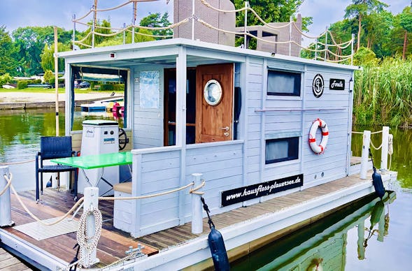 Hausboot Kurzurlaub in Brandenburg an der Havel für 4 (2 Nächte)