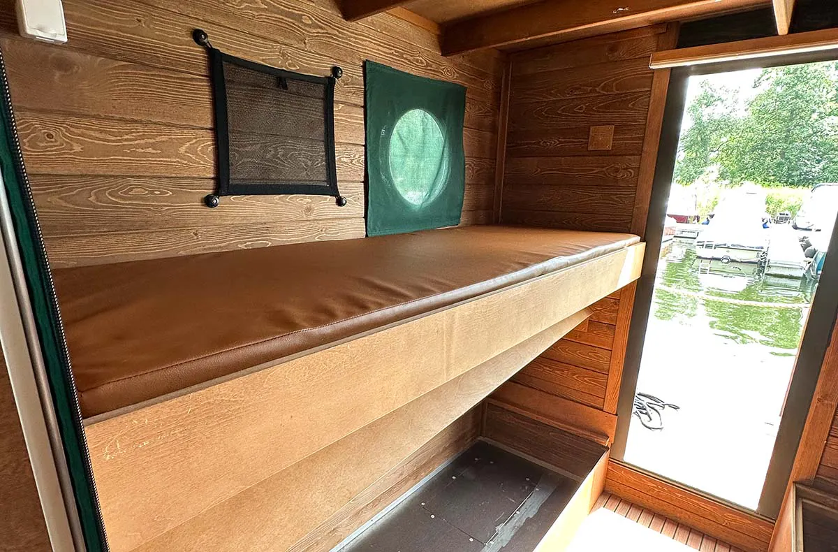 Hausboot Urlaub für 6 (4 Nächte) Priepert (6 Plätze - D7) - 3