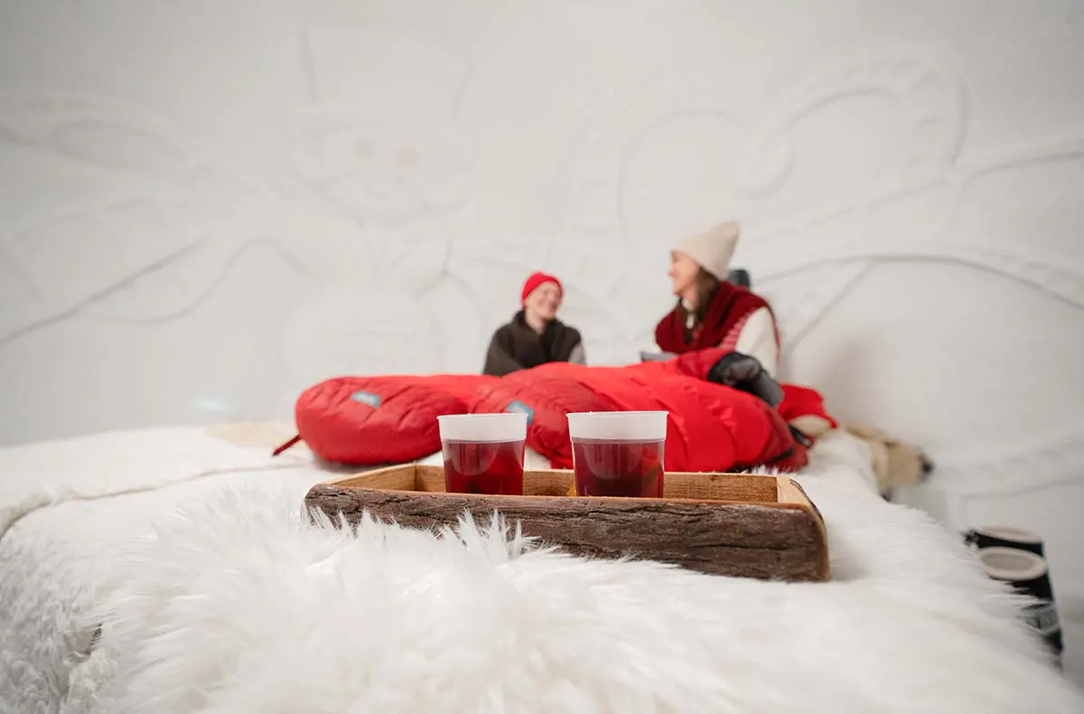 Iglu-Übernachtung mit Kinoerlebnis für 2 (1 Nacht) - 12