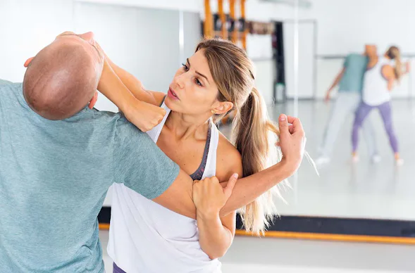 Krav Maga Seminar für Frauen Neubulach