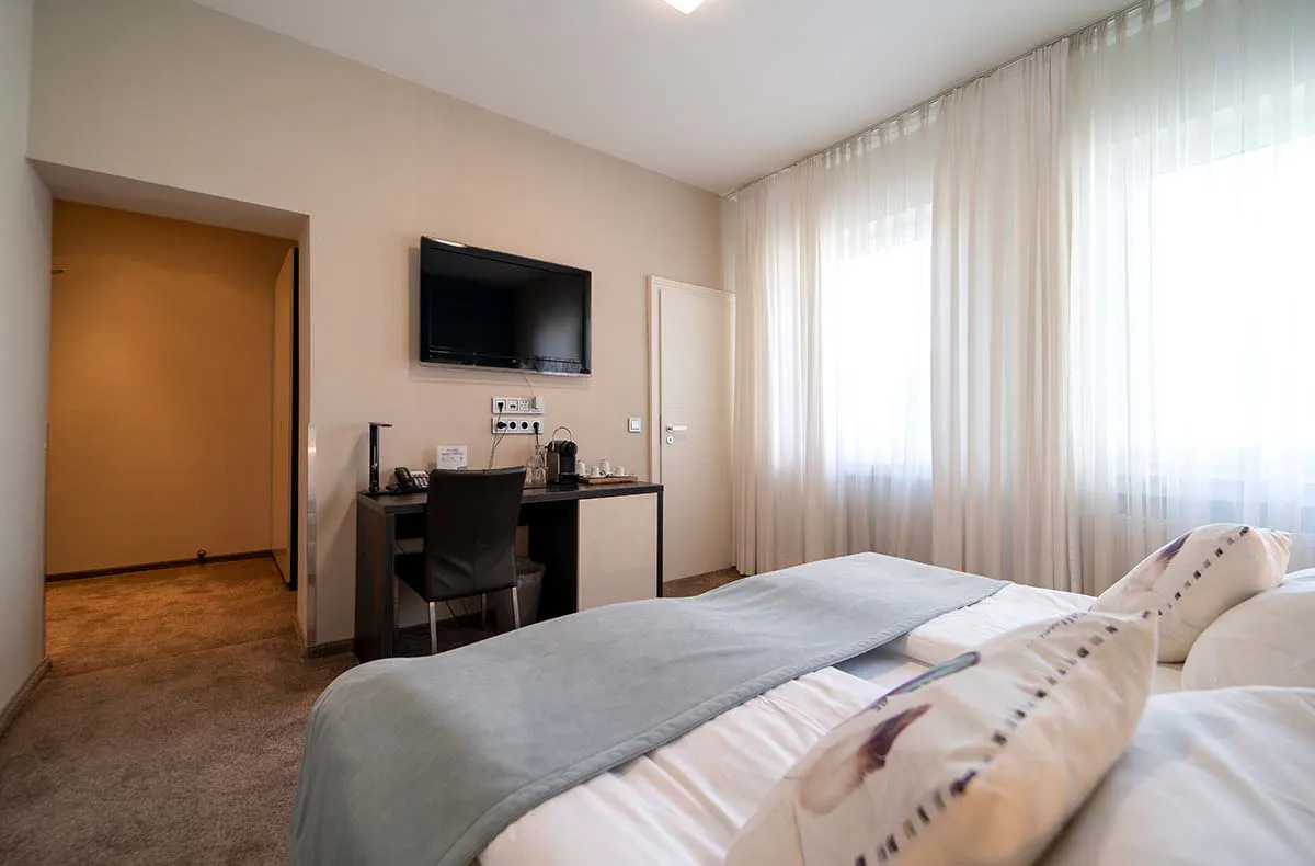 Kurzurlaub mit Therme Bad Oeynhausen für 2 (1 Nacht) - 3