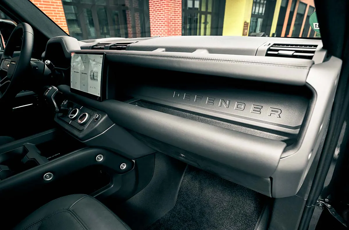 Land Rover Defender mieten München (1 Tag) - 5