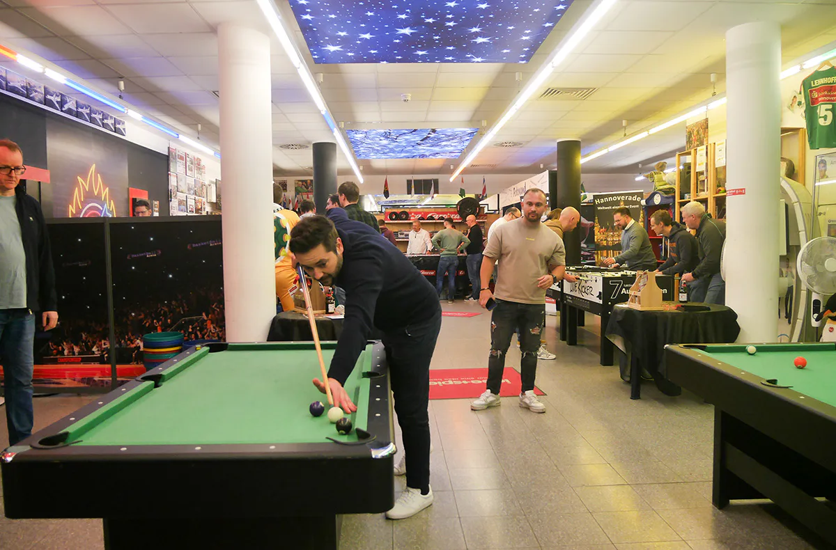 Männerabend im Spielzeugladen - 4