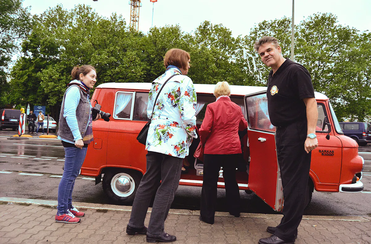 "Der geheime Osten" mit Currywurscht bei "Konnopke" - 6
